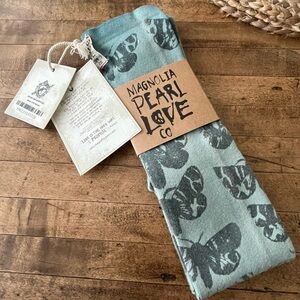 🩶 Magnolia Pearl Socks